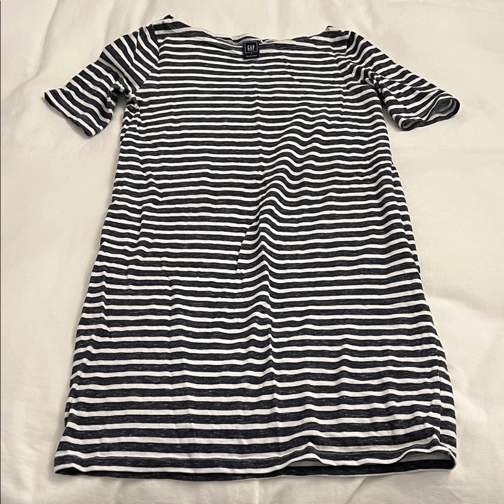 GAP Black and White Striped Mini Maternity Dress Size Small